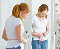 Övervikt under graviditeten: hur man inte går upp i vikt, normer, listor över hälsosamma och skadliga livsmedel